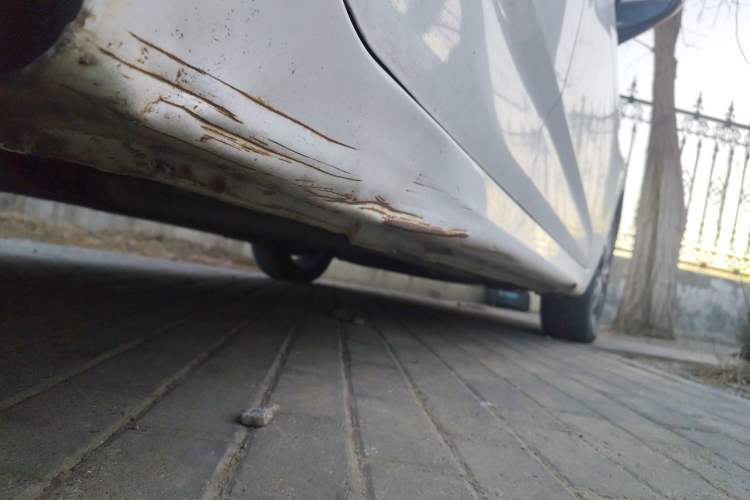 Used CHANGAN Eado DT 2019 1.6L Manual Comfort Model China VI Standard Chassis Rear Right