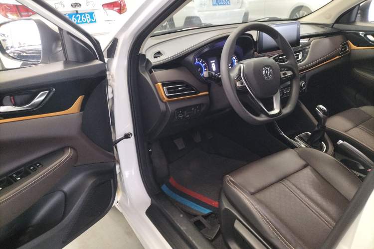 Used CHANGAN Eado DT 2019 1.6L Manual Enjoyment Model China VI Standard Driver Seat