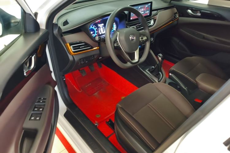 Used CHANGAN Eado DT 2019 1.6L Manual Comfort Model China VI Standard Driver Seat