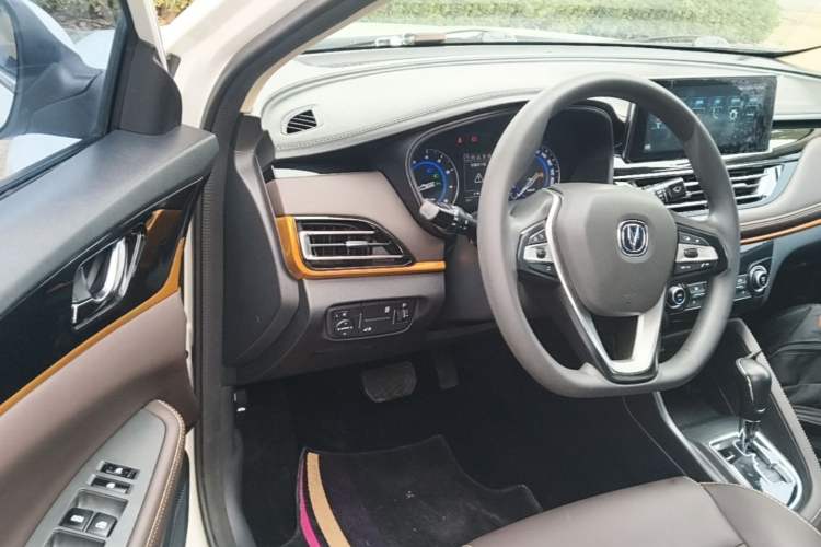 Used CHANGAN Eado DT 2019 1.6L Automatic Smart Enjoyment Model China VI Standard Driver Seat