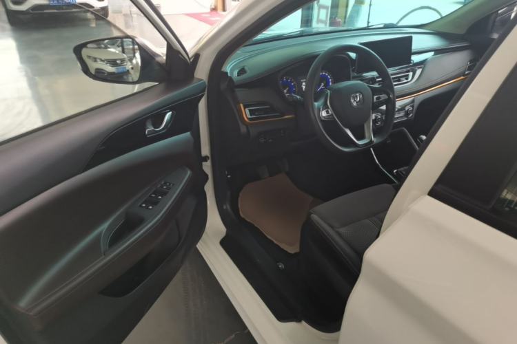 Used CHANGAN Eado DT 2019 1.6L Manual Comfort Model China VI Standard Driver Seat