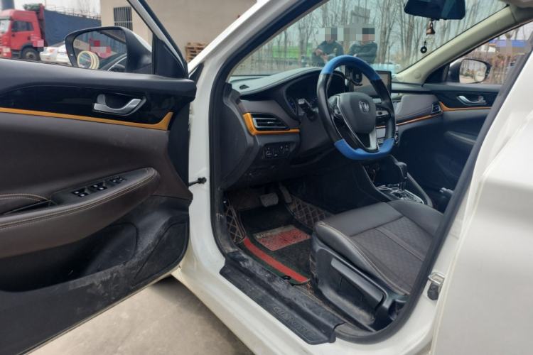Used CHANGAN Eado DT 2019 1.6L Automatic Smart Enjoyment Model China VI Standard Driver Seat