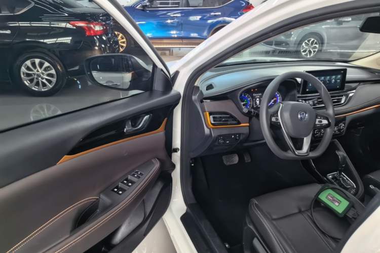Used CHANGAN Eado DT 2019 1.6L Automatic Smart Enjoyment Model China VI Standard Driver Seat