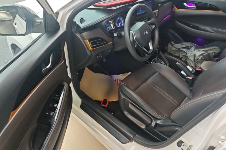 Used CHANGAN Eado DT 2019 1.6L Automatic Smart Enjoyment Model China VI Standard Driver Seat