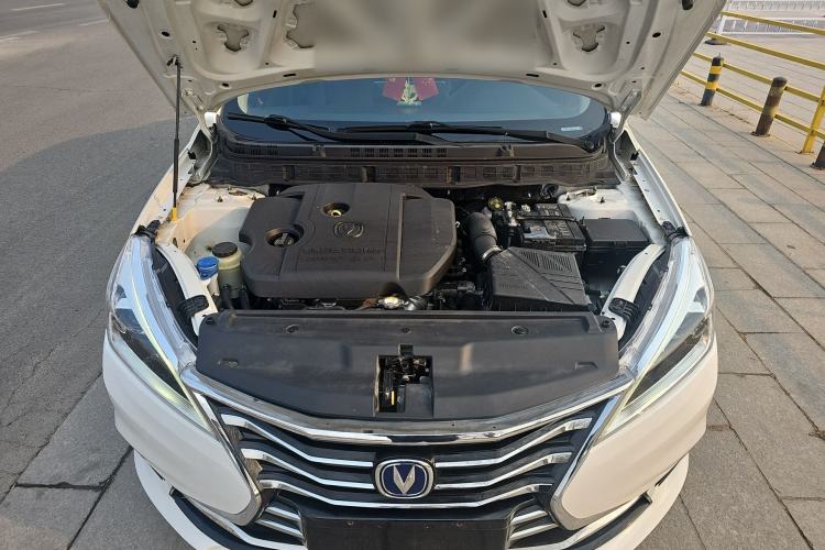 Used CHANGAN Eado DT 2019 1.6L Manual Enjoyment Model China VI Standard Engine Bay
