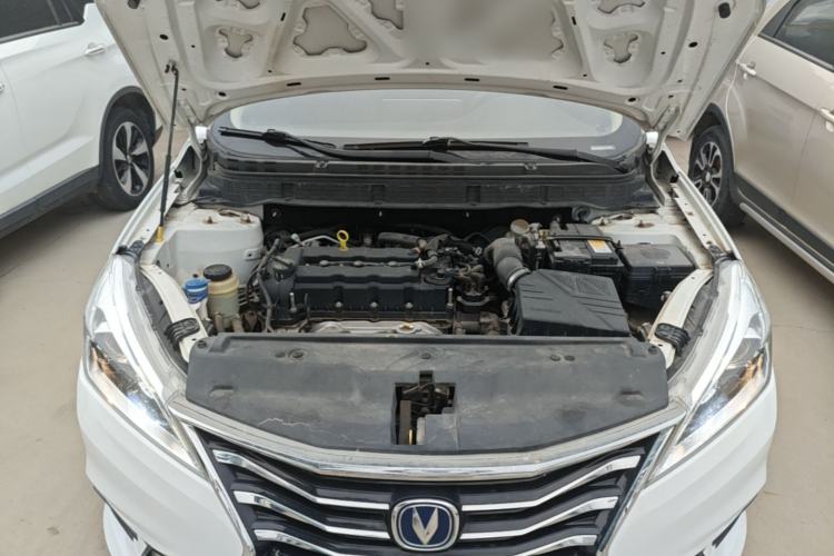 Used CHANGAN Eado DT 2019 1.6L Manual Comfort Model China VI Standard Engine Bay