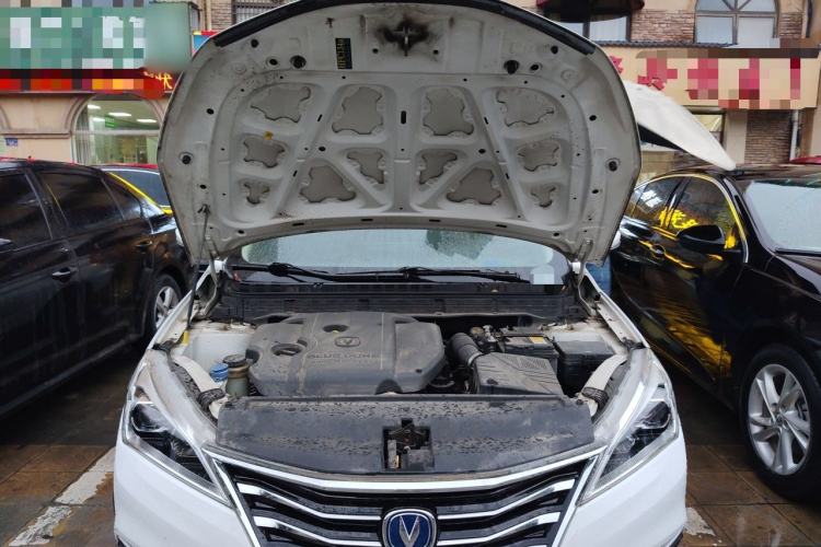 Used CHANGAN Eado DT 2019 1.6L Manual Enjoyment Model China VI Standard Engine Bay