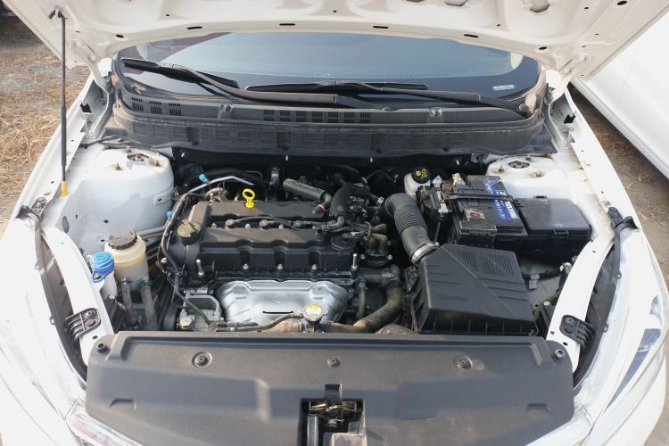 Used CHANGAN Eado DT 2019 1.6L Manual Comfort Model China VI Standard Engine Bay