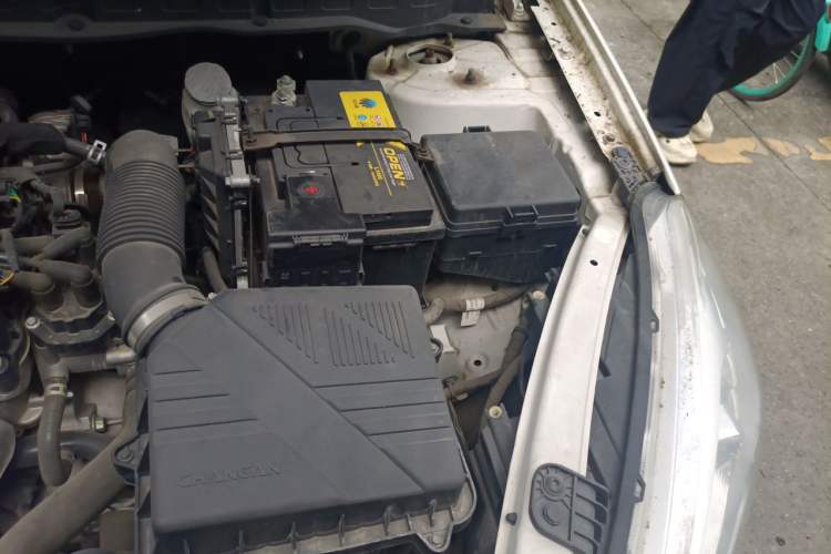 Used CHANGAN Eado DT 2019 1.6L Manual Comfort Model China VI Standard Engine Bay Left
