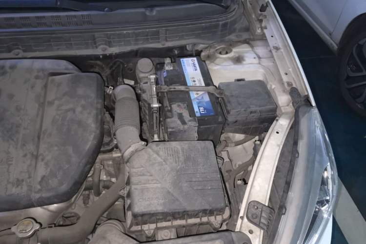 Used CHANGAN Eado DT 2019 1.6L Automatic Smart Enjoyment Model China VI Standard Engine Bay Left