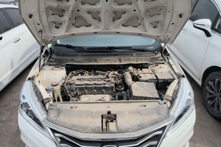 Used CHANGAN Eado DT 2019 1.6L Manual Comfort Model China VI Standard Engine Bay