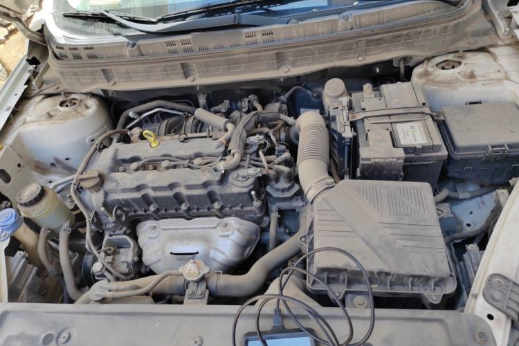 Used CHANGAN Eado DT 2019 1.6L Manual Comfort Model China VI Standard Engine Bay