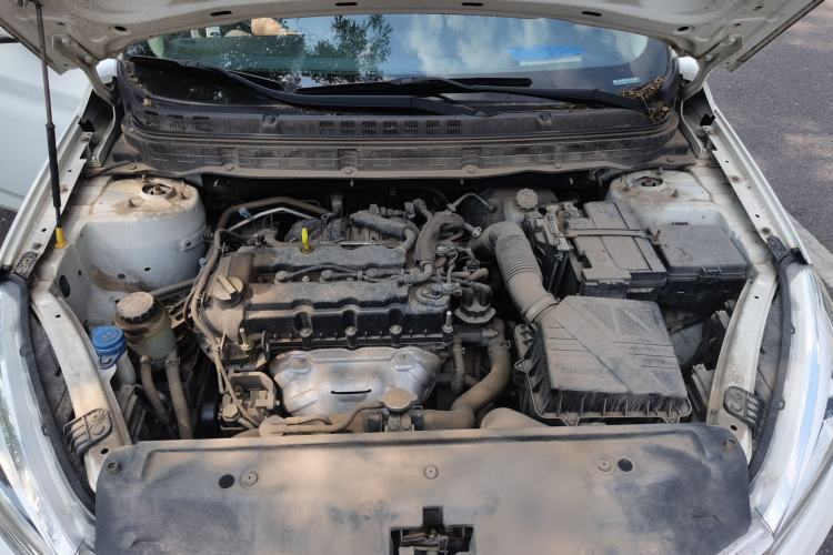 Used CHANGAN Eado DT 2019 1.6L Manual Comfort Model China VI Standard Engine Bay