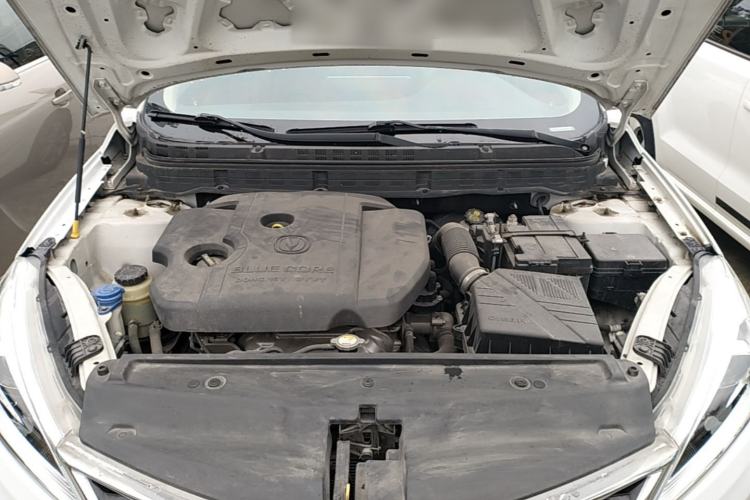 Used CHANGAN Eado DT 2019 1.6L Manual Enjoyment Model China VI Standard Engine Bay