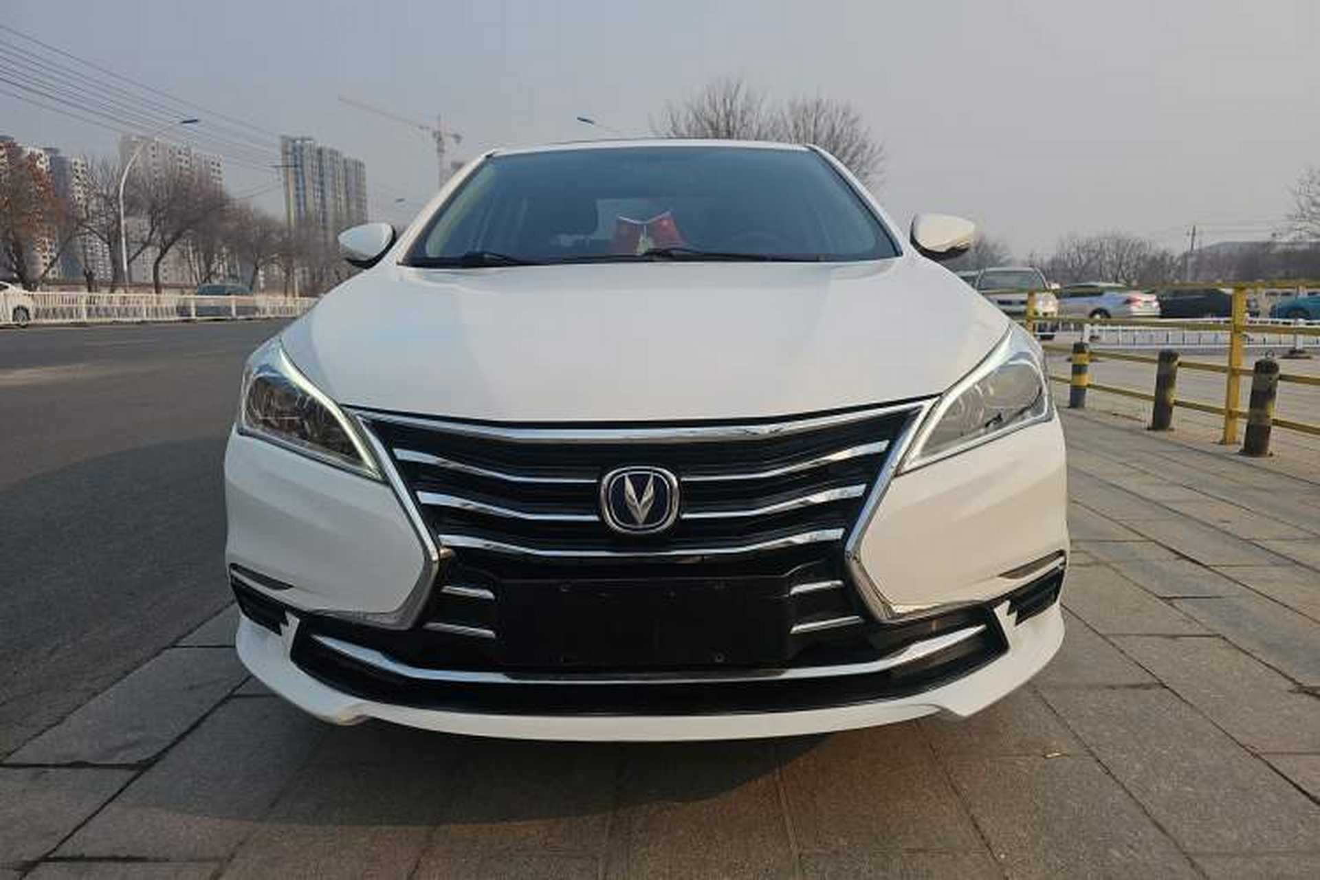 Used CHANGAN Eado DT 2019 1.6L Manual Enjoyment Model China VI Standard Exterior 1