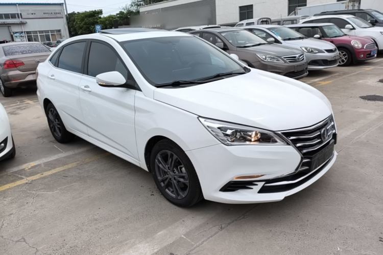 Used CHANGAN Eado DT 2019 1.6L Automatic Smart Enjoyment Model China VI Standard Exterior 1