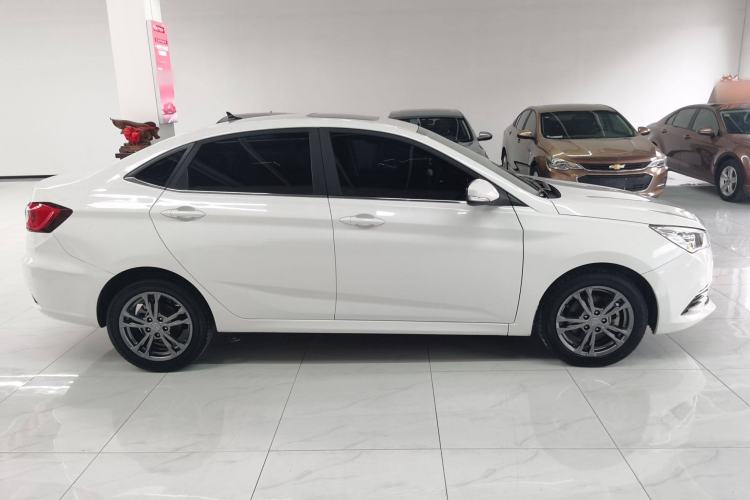 Used CHANGAN Eado DT 2019 1.6L Manual Enjoyment Model China VI Standard Exterior 2