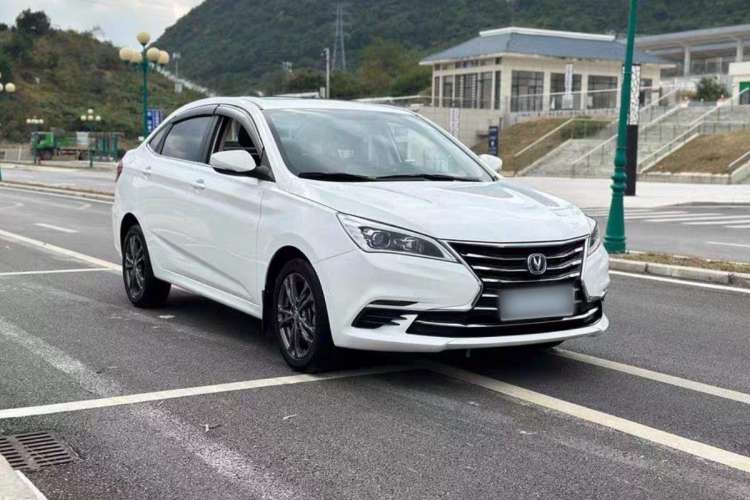 Used CHANGAN Eado DT 2019 1.6L Automatic Smart Enjoyment Model China VI Standard Exterior 2