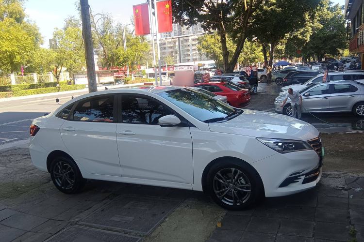 Used CHANGAN Eado DT 2019 1.6L Manual Comfort Model China VI Standard Exterior 2