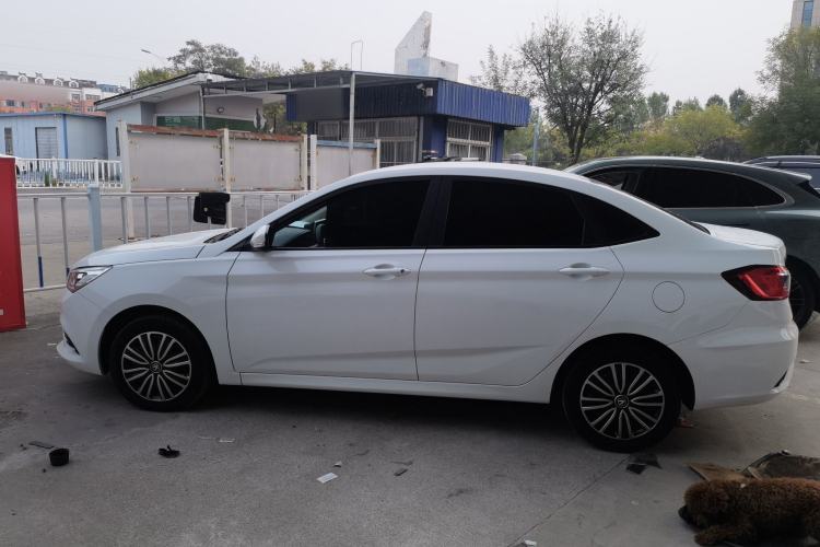 Used CHANGAN Eado DT 2019 1.6L Manual Enjoyment Model China VI Exterior 3