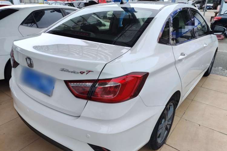 Used CHANGAN Eado DT 2019 1.6L Manual Comfort Model China VI Standard Exterior 3