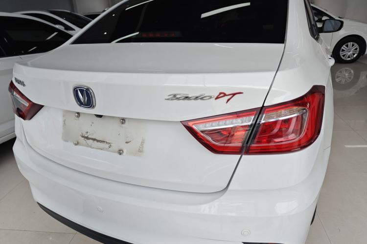 Used CHANGAN Eado DT 2019 1.6L Manual Comfort Model China VI Standard Exterior 4