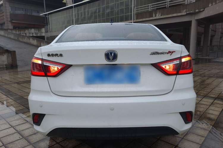 Used CHANGAN Eado DT 2019 1.6L Manual Comfort Model China VI Standard Exterior 4