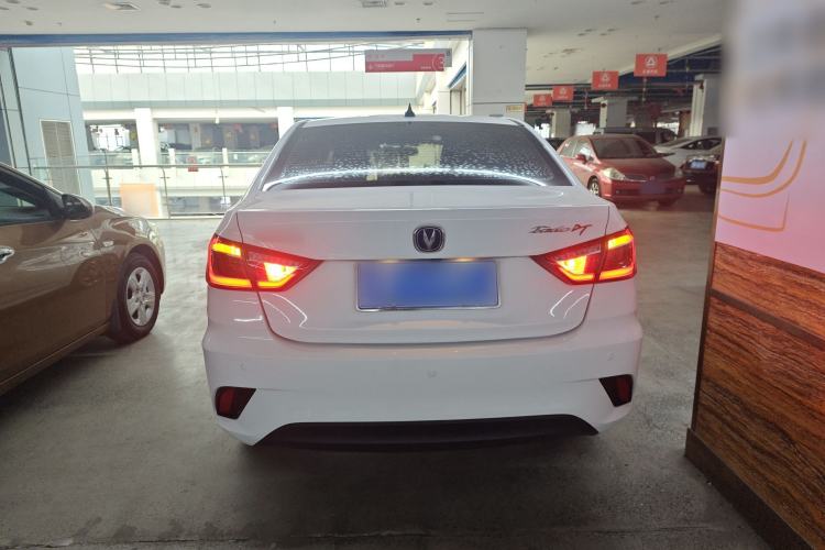 Used CHANGAN Eado DT 2019 1.6L Automatic Smart Enjoyment Model China VI Standard Exterior 4