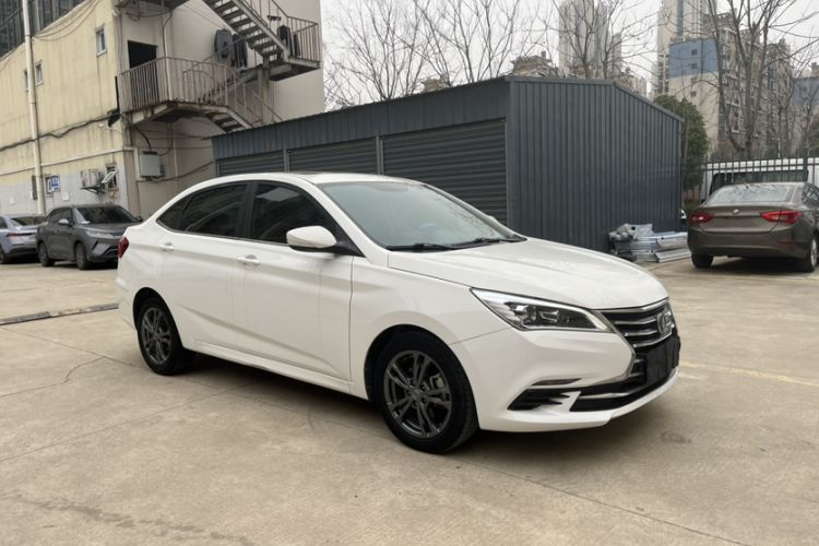 Used CHANGAN Eado DT 2019 1.6L Automatic Smart Enjoyment Model China VI Standard Exterior 7
