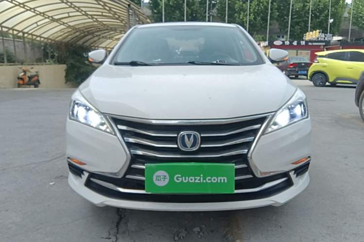 Used CHANGAN Eado DT 2019 1.6L Automatic Smart Enjoyment Model China VI Standard Front