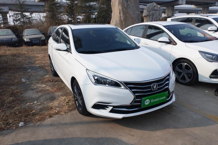 Used CHANGAN Eado DT 2019 1.6L Manual Comfort Model China VI Standard Front Right 45 Deg