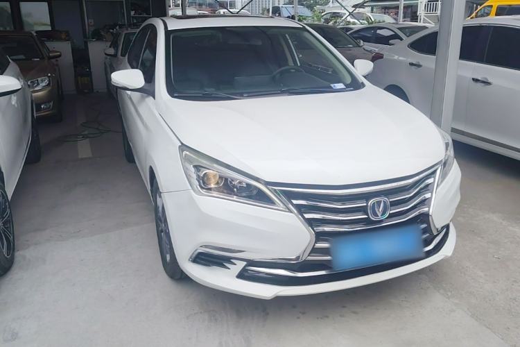 Used CHANGAN Eado DT 2019 1.6L Manual Comfort Model China VI Standard Front Right 45 Deg