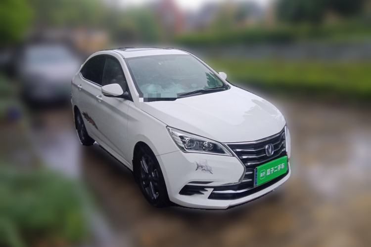 Used CHANGAN Eado DT 2019 1.6L Manual Enjoyment Model China VI Standard Front Right 45 Deg