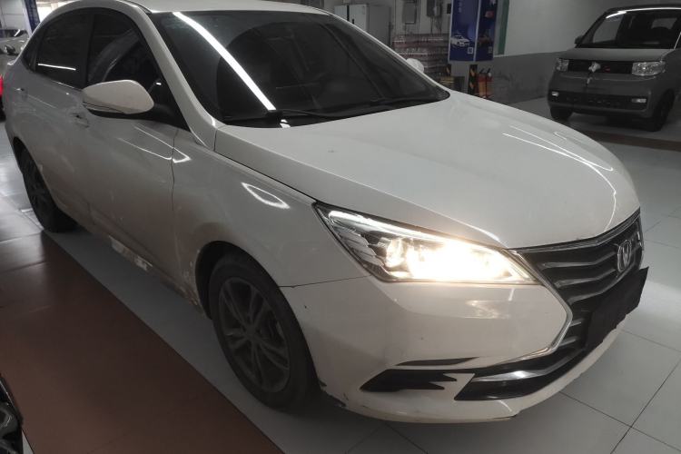 Used CHANGAN Eado DT 2019 1.6L Automatic Smart Enjoyment Model China VI Standard Front Right 45 Deg