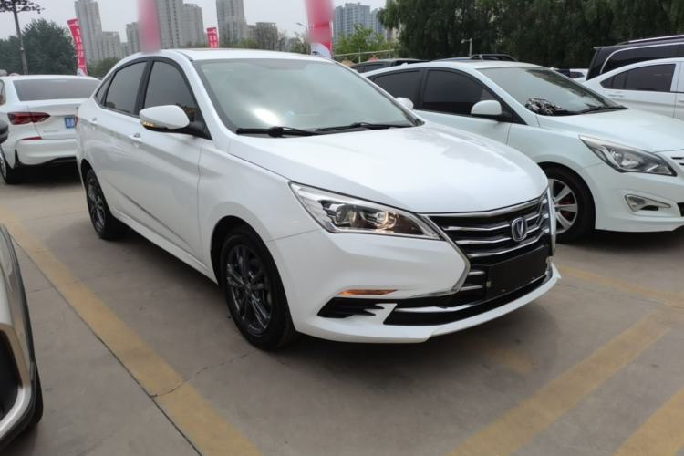 Used CHANGAN Eado DT 2019 1.6L Manual Comfort Model China VI Standard Front Right 45 Deg