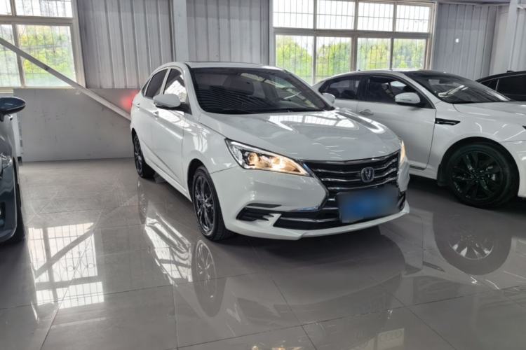 Used CHANGAN Eado DT 2019 1.6L Automatic Smart Enjoyment Model China VI Standard Front Right 45 Deg