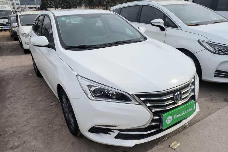 Used CHANGAN Eado DT 2019 1.6L Manual Comfort Model China VI Standard Front Right 45 Deg