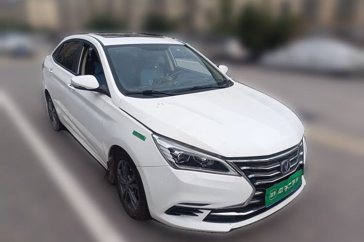 Used CHANGAN Eado DT 2019 1.6L Manual Enjoyment Model China VI Standard Front Right 45 Deg