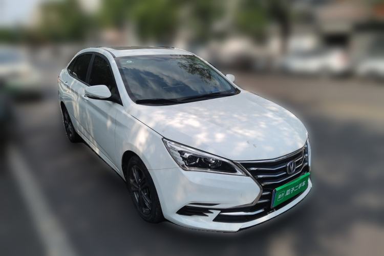 Used CHANGAN Eado DT 2019 1.6L Manual Comfort Model China VI Standard Front Right 45 Deg