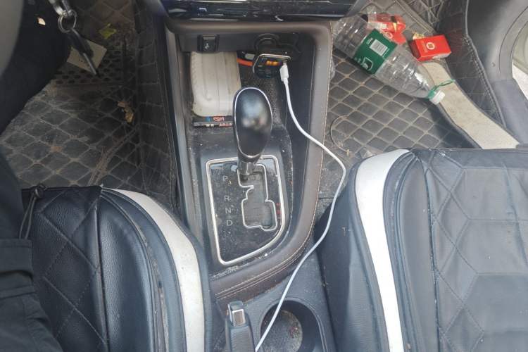 Used CHANGAN Eado DT 2019 1.6L Automatic Enjoyment Model China V Standard Gear Lever