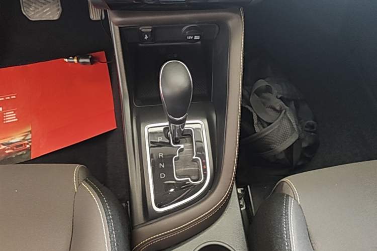 Used CHANGAN Eado DT 2019 1.6L Automatic Enjoyment Model China VI Standard Gear Lever