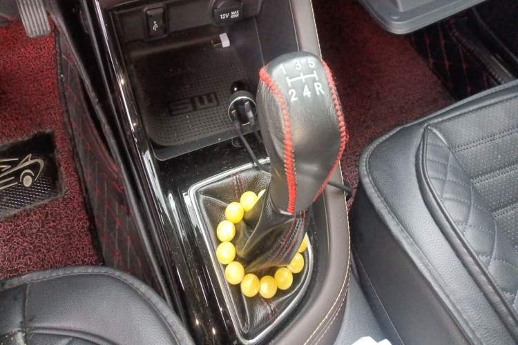 Used CHANGAN Eado DT 2019 1.6L Manual Enjoyment Model China VI Standard Gear Lever