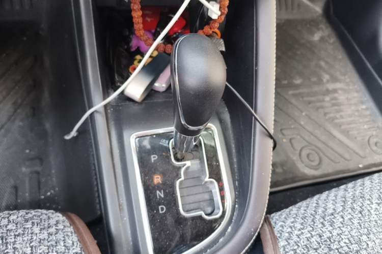 Used CHANGAN Eado DT 2019 1.6L Automatic Smart Enjoyment Model China VI Standard Gear Lever