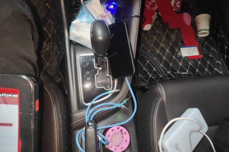 Used CHANGAN Eado DT 2019 1.6L Automatic Smart Enjoyment Model China VI Standard Gear Lever