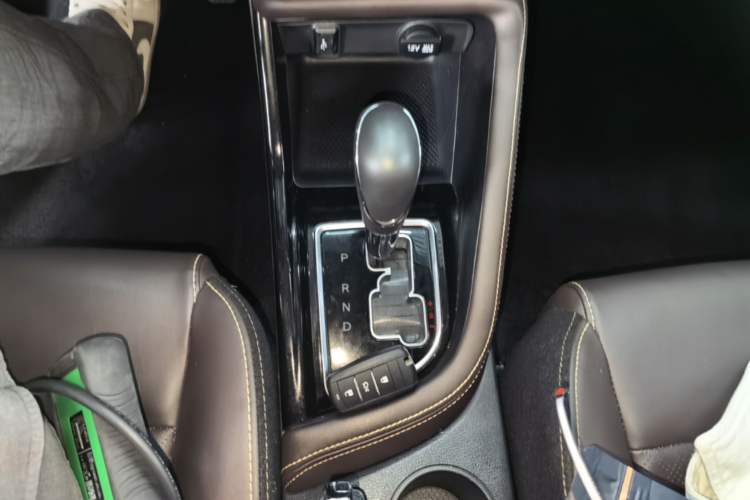 Used CHANGAN Eado DT 2019 1.6L Automatic Smart Enjoyment Model China VI Standard Gear Lever