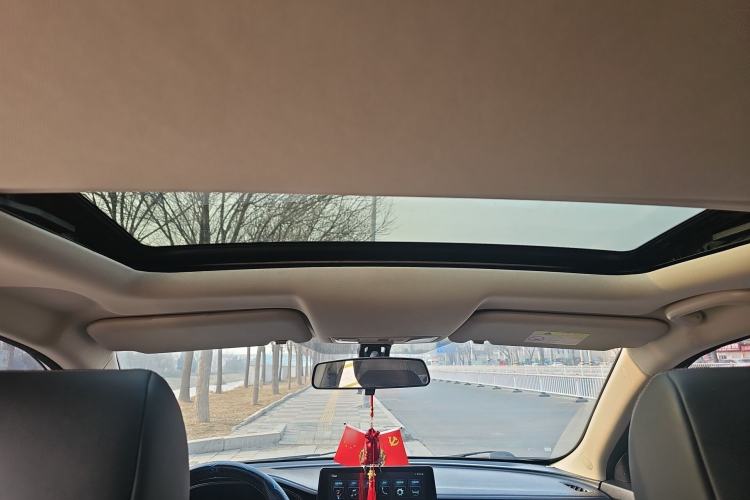 Used CHANGAN Eado DT 2019 1.6L Manual Enjoyment Model China VI Standard Headliner
