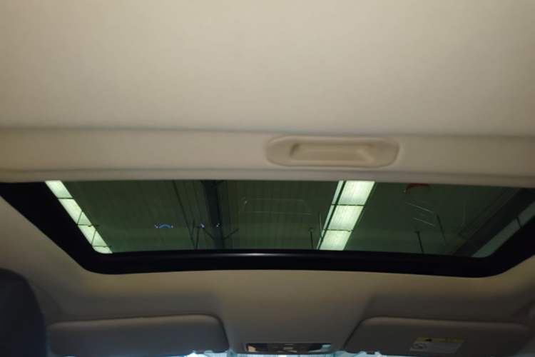 Used CHANGAN Eado DT 2019 1.6L Manual Comfort Model China VI Standard Headliner