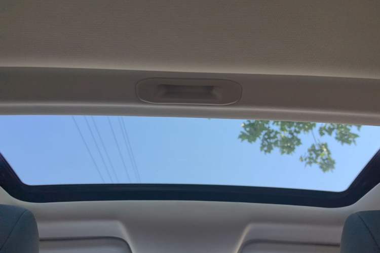 Used CHANGAN Eado DT 2019 1.6L Manual Comfort Model China VI Standard Headliner