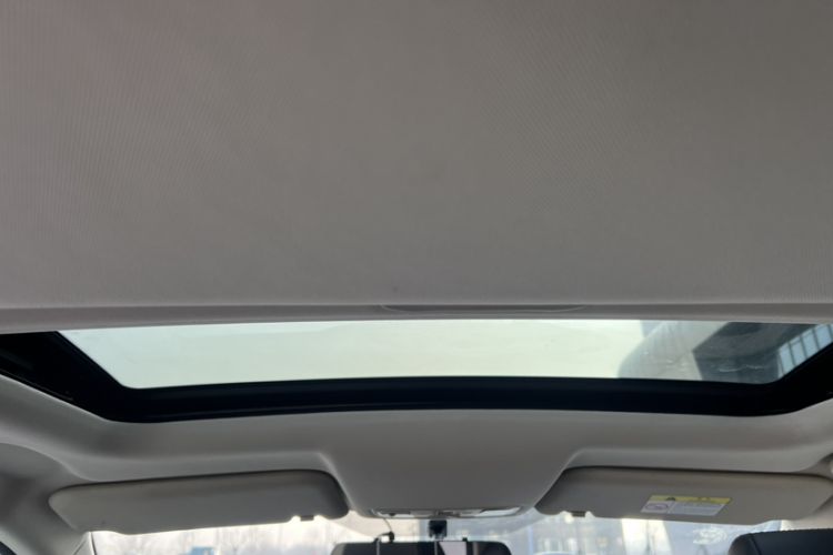 Used CHANGAN Eado DT 2019 1.6L Manual Enjoyment Model China VI Standard Headliner