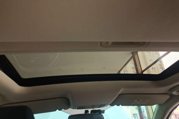 Used CHANGAN Eado DT 2019 1.6L Manual Comfort Model China VI Standard Headliner